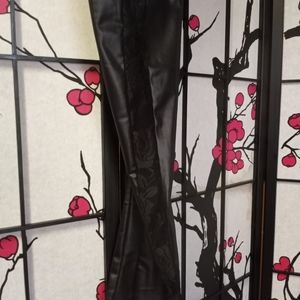 SUPERSTRETCH Black Leatherlook and Lace Leggings. Small